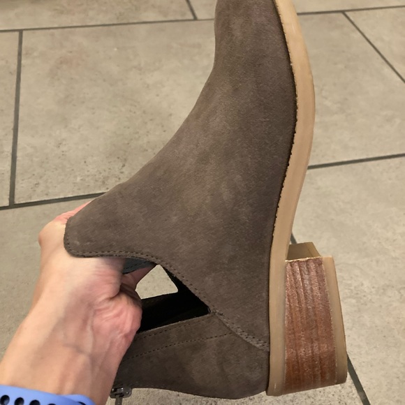 Steve Madden Booties - Picture 7 of 10